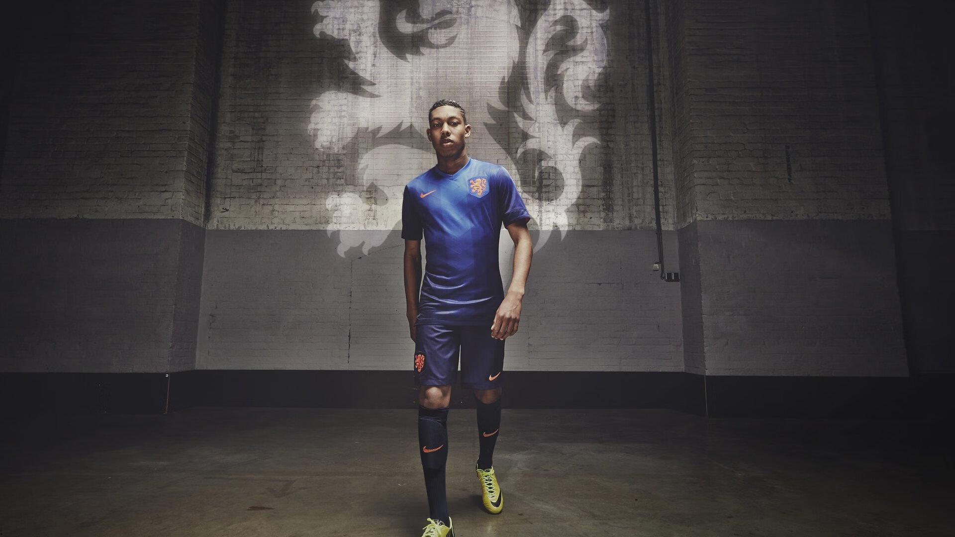 德甲巅峰对决,维尔茨双响+绝杀 勒沃库森3-2险胜门兴 扎卡轰世界波定乾坤