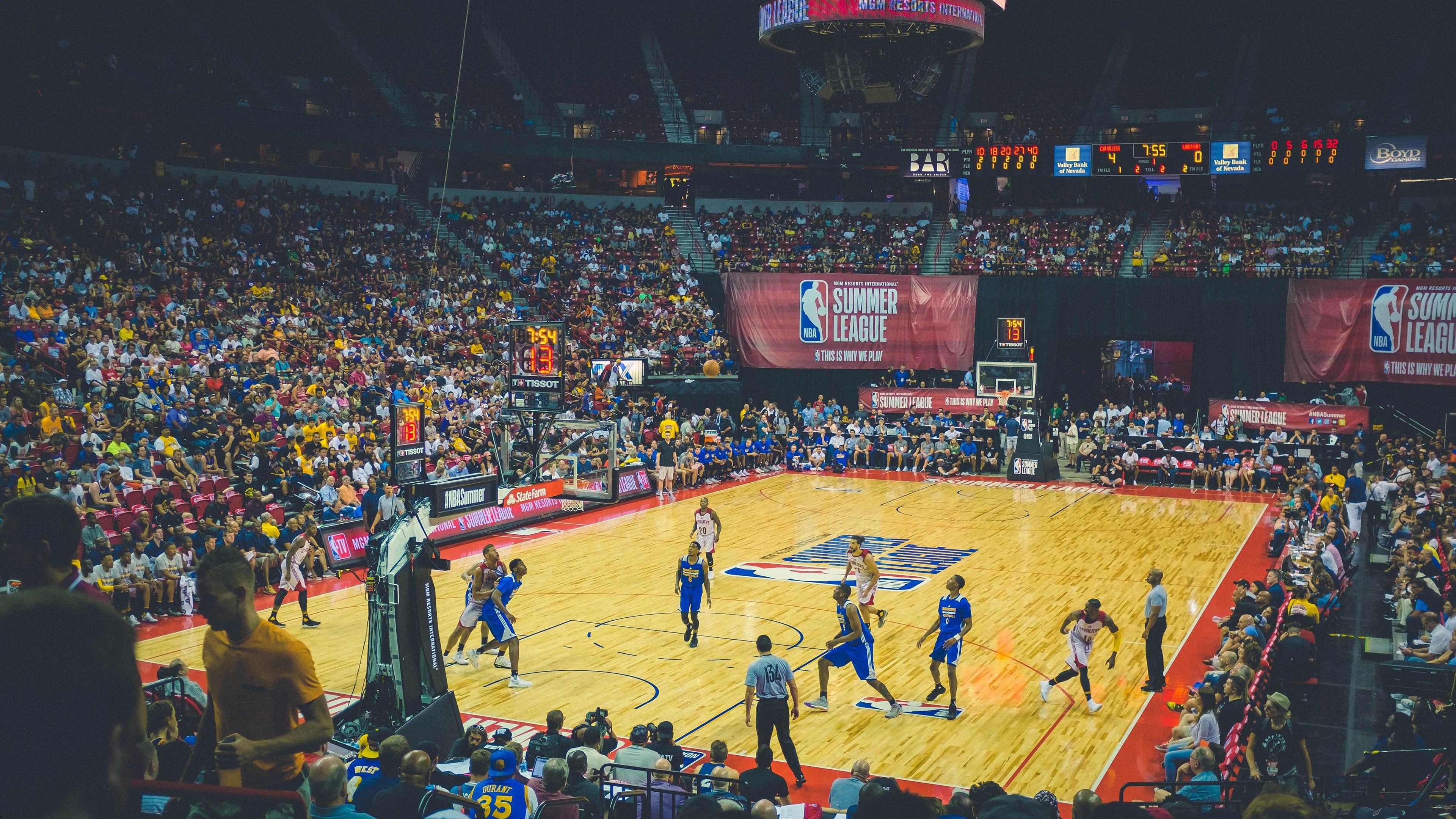 雄鹿主帅,无论位置好坏都要去拼抢篮板